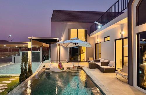 Pong Ta Long Villa | WildWildWest Pool Villa Khaoyai