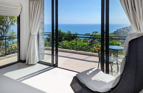 Bophut Hills Villa | Winning Award Villa with Seaview