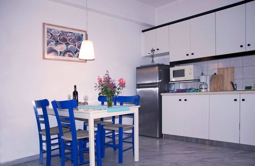 Myrtos Apartment | Wohnung "Aliki" mit Blick auf das Wasser by Interhome
