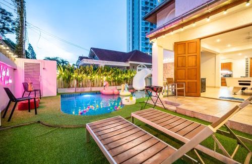 North Pattaya Villa | Wongamart Pool Villa