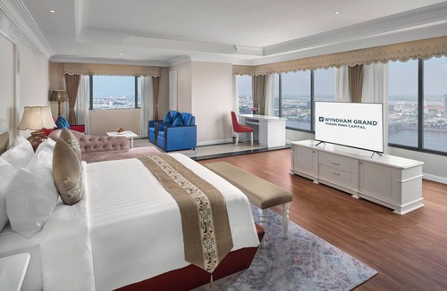 Daun Penh Hotel | Wyndham Grand Phnom Penh Capital