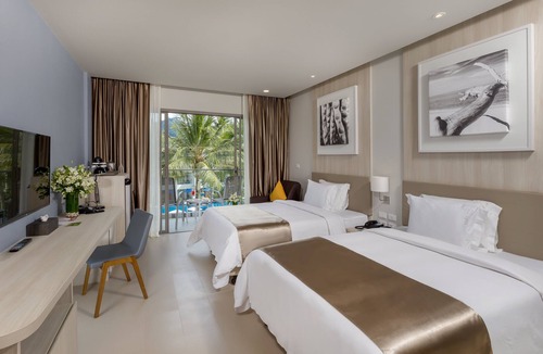 Khuekkhak Hotel | X10 Khaolak