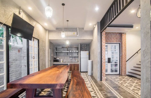 Rama 9 Hostel | X9Hostel