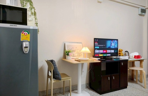 Bang Na Hotel | Xin Hotel at Udomsuk 29
