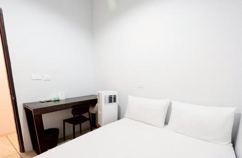 Wat Bowon Niwet Apartment | xx Eve Room Khaosan Road Pro