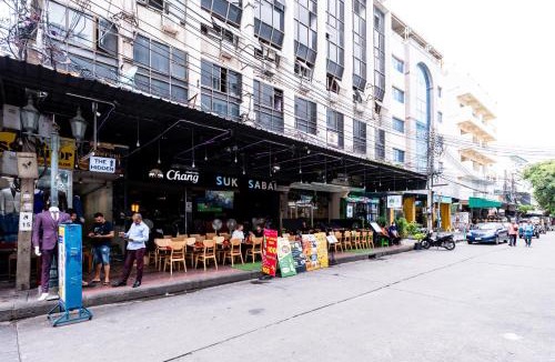 Talat Yot Apartment | XX The Hidden Khaosan