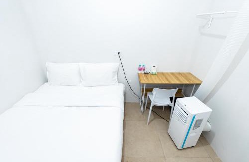 Talat Yot Apartment | XXHims Room Khaosan