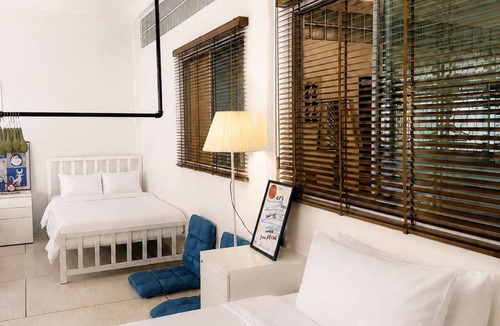 Khlong San House | Yaimak House Mid Century