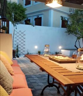 Symi House | Yalitzi
