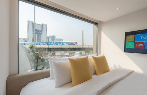 Ratchathewi Hotel | Yello Rooms Hotel Victory Monument