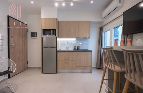 Ladadika Condo | Yellow Door Nilie Hospitality MGMT