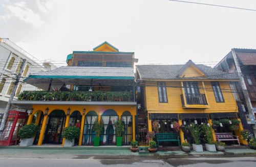 Chiang Mai Hotel | Yellow Hotel