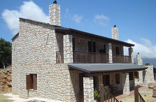 Omalos Villa | Your Gorge-side Getaway Modern Villas, Natural Beauty