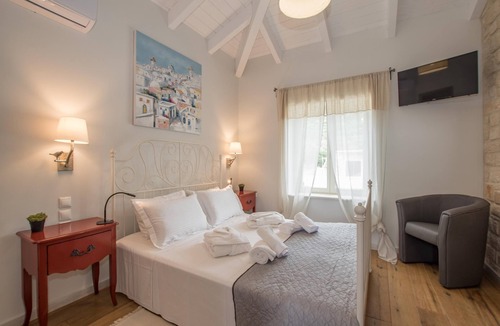 Lagopodo Villa | ZANTE SOLEIL - High-end stone villa with 4BD, ...