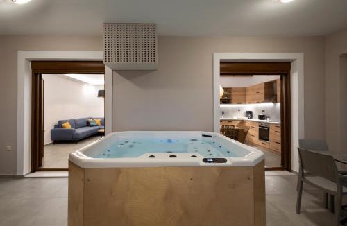 Stavromenos Villa | Zen Luxury Complex, Pool & Jacuzzi near Rethymno