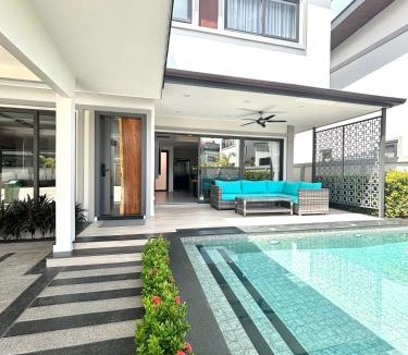 Central Pattaya Villa | Zensiri Stylish Brand New Pool Villa