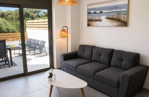 Sfakaki Apartment | Zidros Apartments Ground Floor Apartment 2