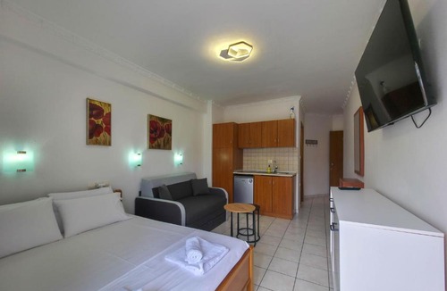 Olymbiaki Akti Apartment | ZINON Suites by SDR