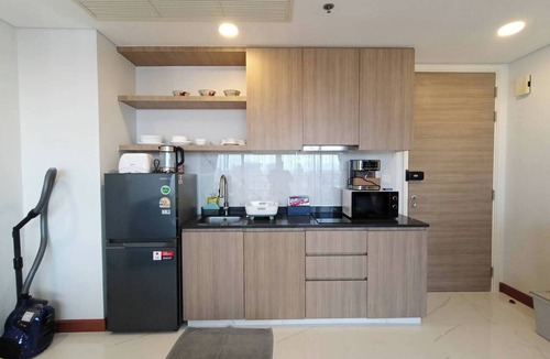 North Pattaya Apartment | Zire Wongamat - 1 bedroom Condo with Partial Seaview