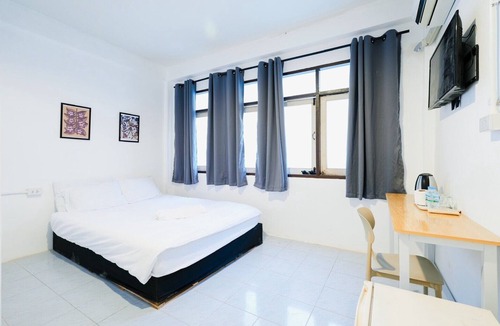 Sukhumvit Hotel | zNAP Ekkamai