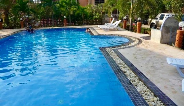 โรงแรมบ้านจอร์จ Baan Georges Hotel in Sukhothai
