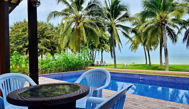 2Br nicely decorated with sea view 042