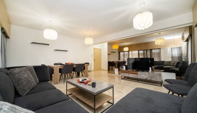 3 bedroom flat near center in Nicosia