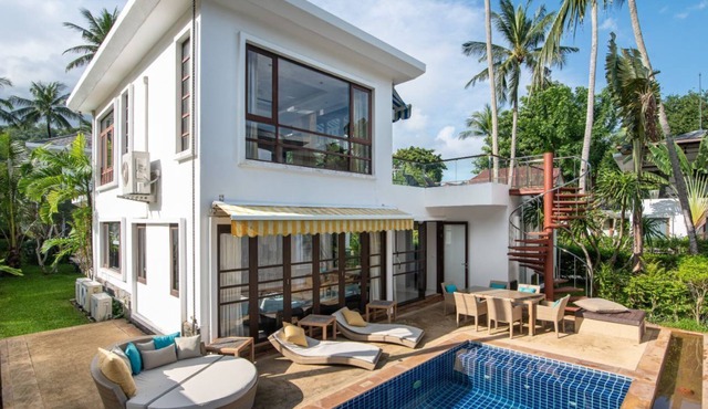 3 Bedroom Villa near Beachfront