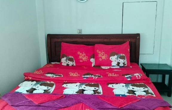 3 monkeys B&B