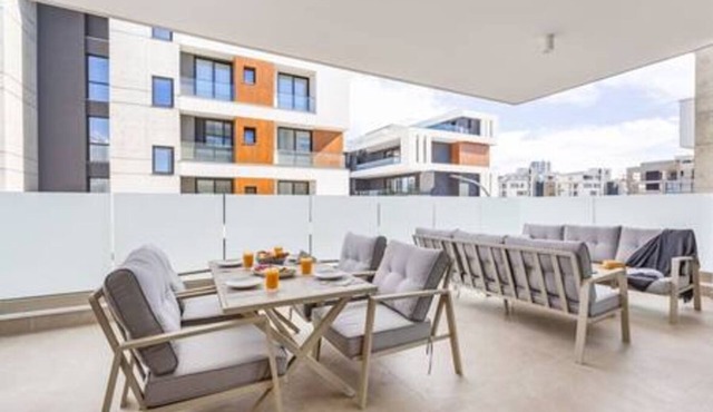 303 Mulberry Court - Lovely with Large Terrace in Agios Athanasios