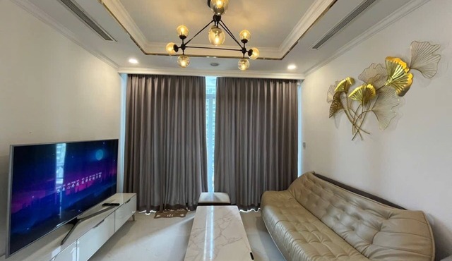 4 Bedroom Apartment for Rent at Vinhomes Central Park in Binh Thanh District