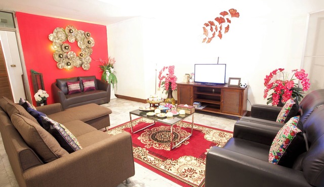 5 Star Hosting for Over a Decade! Luxury Villa Near Chiang Mai’s Best Location!
