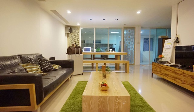 5BR/5Bath Cozy & Fashionable House Erawa