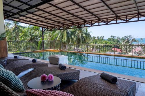 6 Bedrooms Seaview With Pool - Belle Sunset Villa