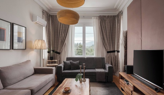 Acropolis Elegant Residence | Syggroy Av.12. Athens 11742, Bill & John Apartments & Villas