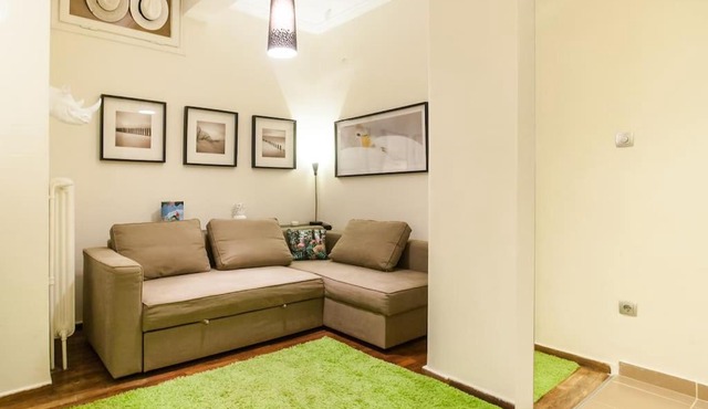 Acropolis Steps, City Apartment