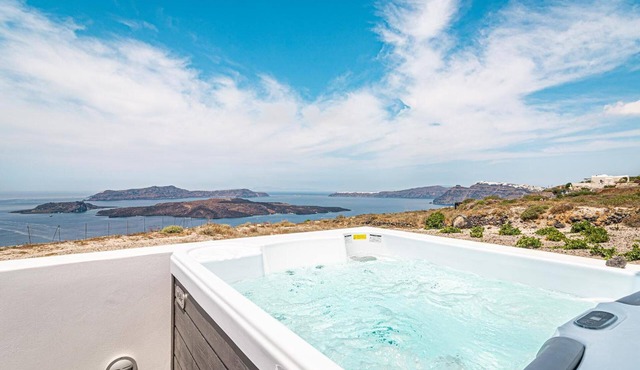 Agia Marina Caldera Suites