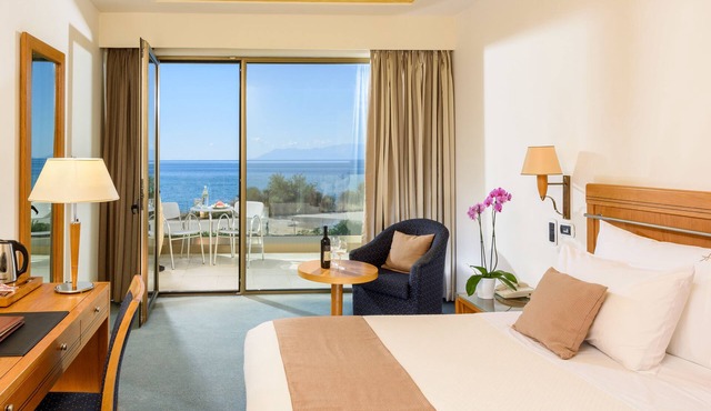Alexander Beach hotel & Spa in Alexandroupoli