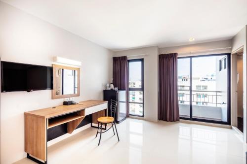 Aliz Hotel in Nonthaburi