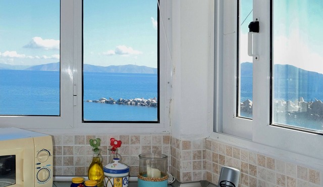 Alkistis Cozy by The Beach Apartment in Ikaria Island Intherma Bay - 2nd Floor in Ikaria