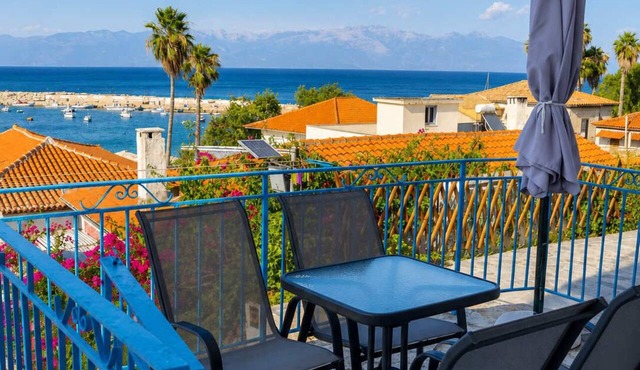 Angira 2 Seaview Escape - Koroni Comfy Getaway in Koroni