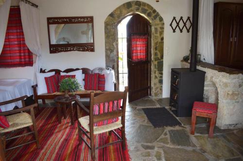 Anna's Stone House