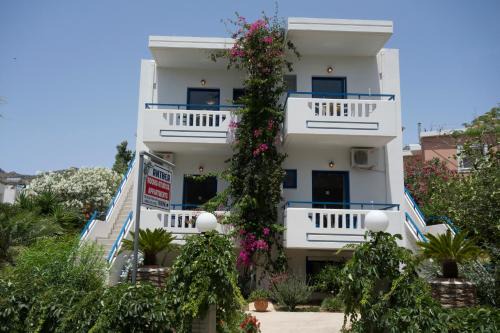 Anthea Apartments in Palaiochora