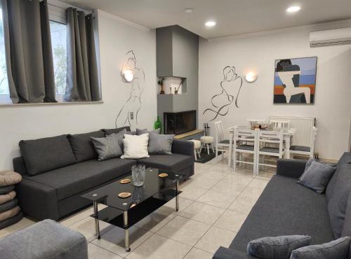 Art house M & F in Sipiada