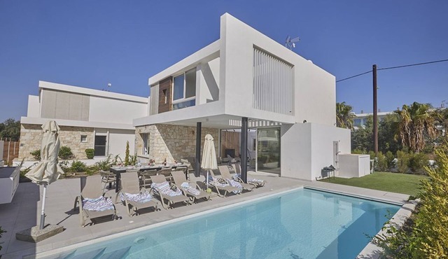 Ayia Napa Kube Villa KB1 - a villa that sleeps 12 guests in 5 bedrooms in Ayia Napa