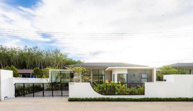 B16Willow Pool Villa Hatyai in Hat Yai