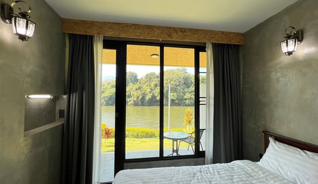Baan Alisa Bed and Breakfast