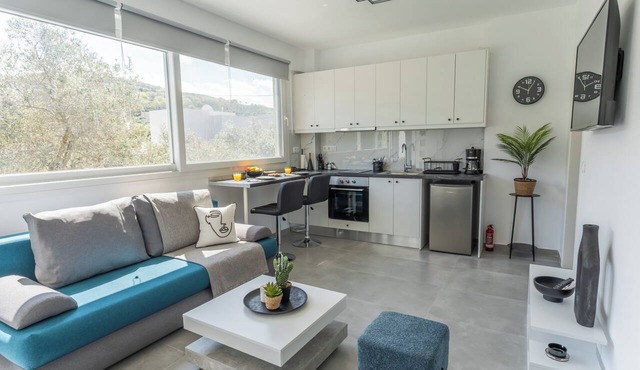 Basil Leaf - Minimal View Retreat in Gonia
