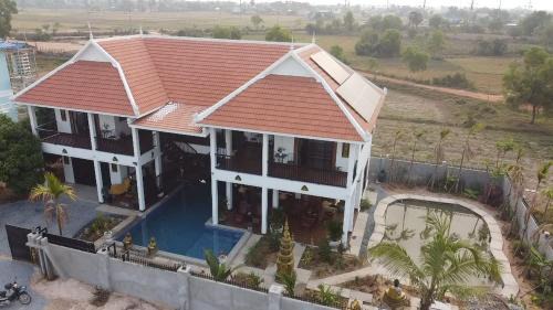 Bayon Country Villa