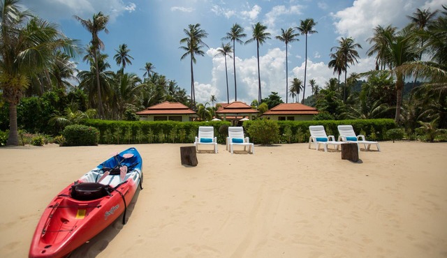 Beachfront Retreat with Staff in Ko Samui